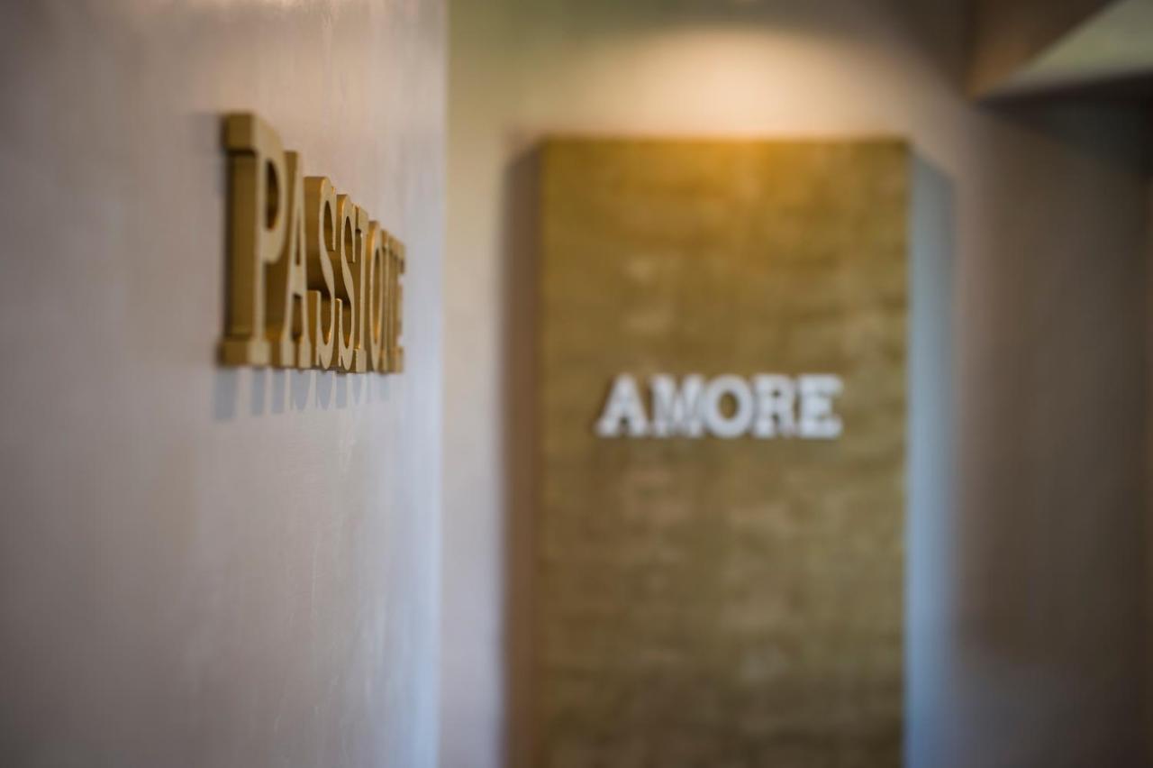 Palazzo Del Papa Country Suites Siena Bagian luar foto