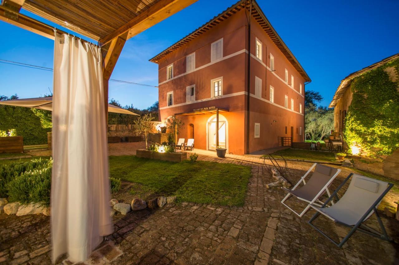 Palazzo Del Papa Country Suites Siena Bagian luar foto