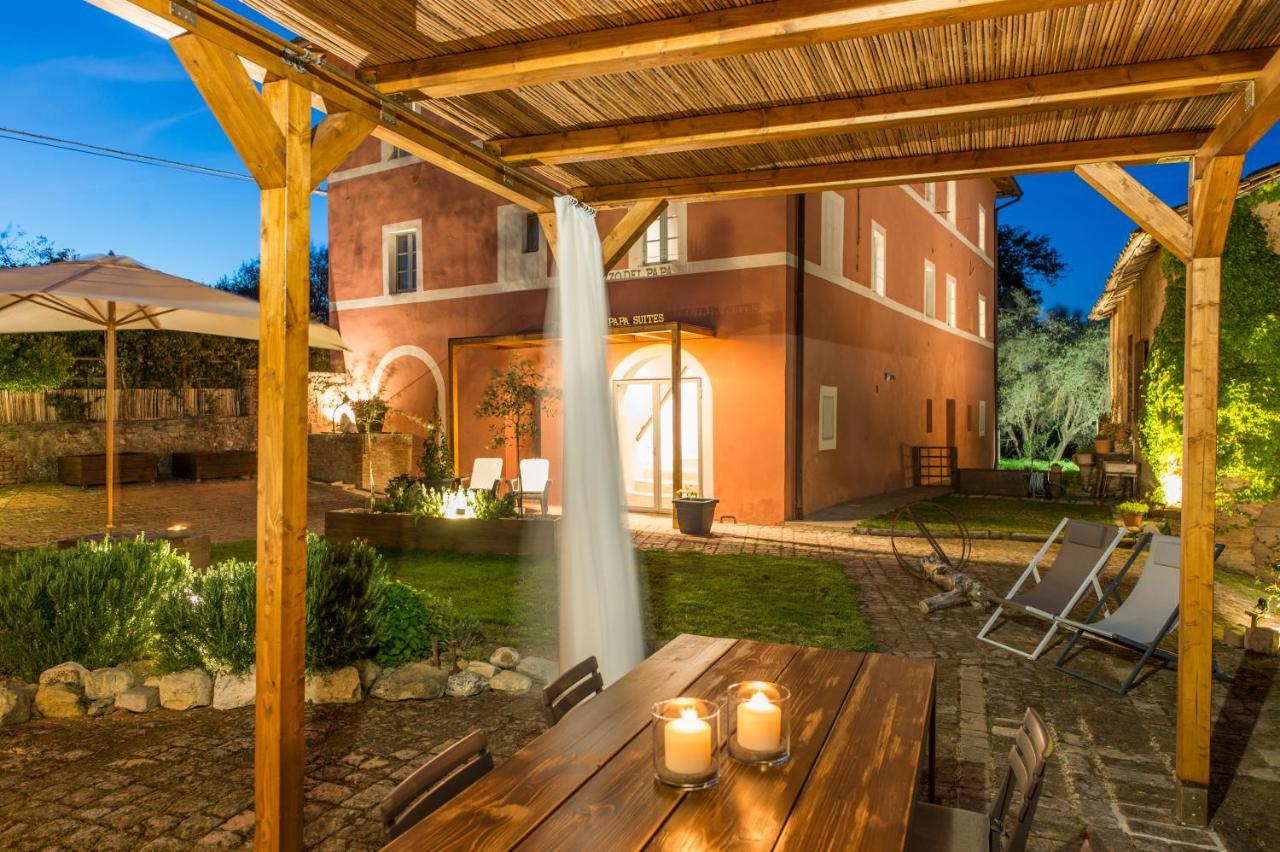Palazzo Del Papa Country Suites Siena Bagian luar foto