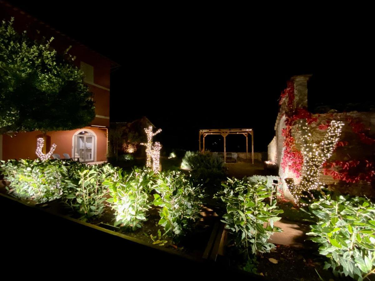 Palazzo Del Papa Country Suites Siena Bagian luar foto
